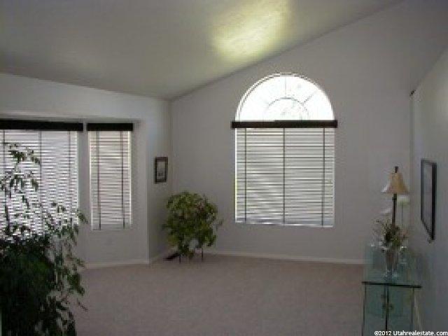 1056 Brook Haven Dr, Kaysville, UT 84037 — photo 6