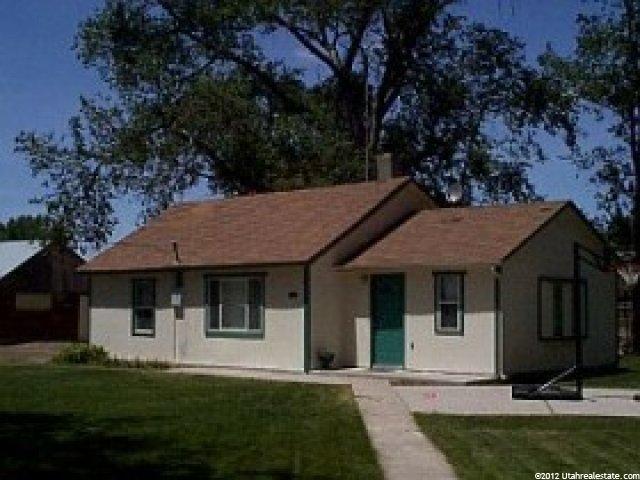 106 W Center, Hinckley, UT 84635 — photo 2