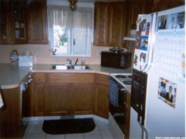 833 W 3900 S, Riverdale, UT 84405 — photo 3
