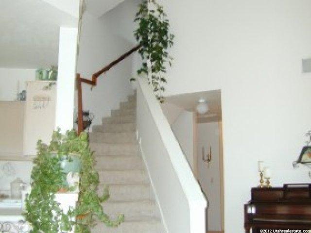 893 Courtyard Ln, Centerville, UT 84014 — photo 3