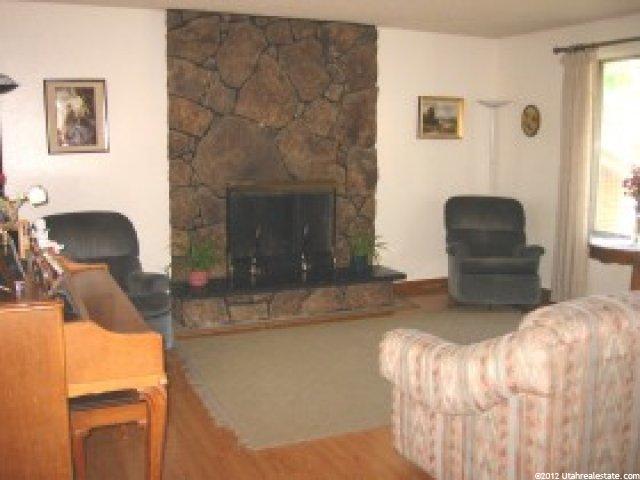 897 Sunburn Ln, Sandy, UT 84094 — photo 3