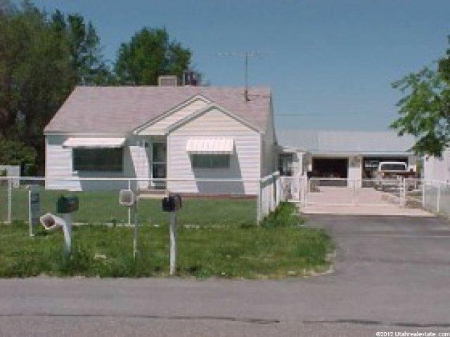 1667 Sunset Rd, Lake Point, UT 84074 — photo 4