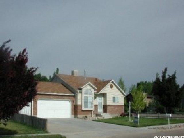 5396 S 3750 W, Roy, UT 84067 — photo 4