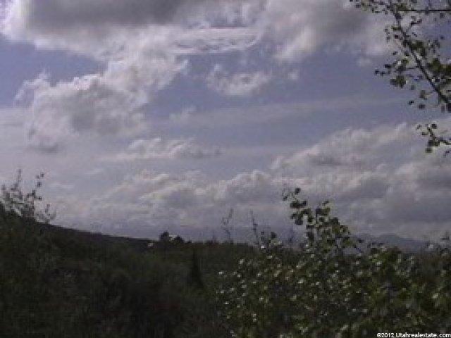 553 S Blue Spruce Rd, Timber Lakes, UT 84032 — photo 2