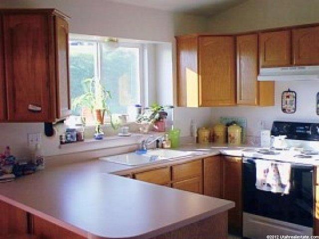 93 S 150 W, Clearfield, UT 84015 — photo 5