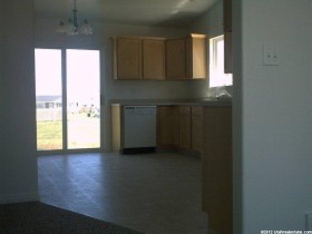 1149 Tule Dr, Hyrum, UT 84319 — photo 2