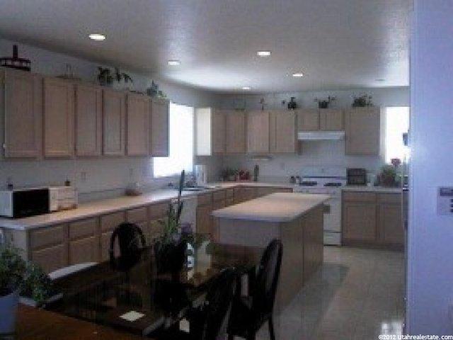 2188 N 50 W, Layton, UT 84041 — photo 2