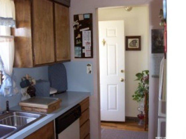 985 1st St, Ogden, UT 84404 — photo 2