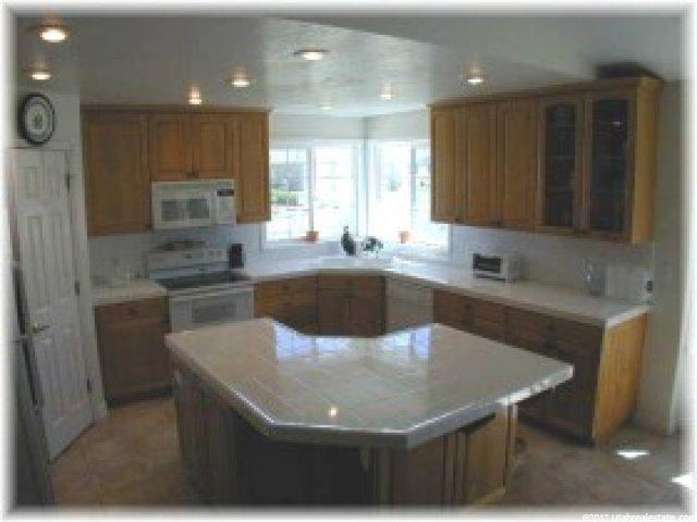 12057 Fastback Cir, Riverton, UT 84065 — photo 2