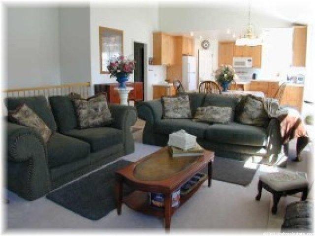 12057 Fastback Cir, Riverton, UT 84065 — photo 4