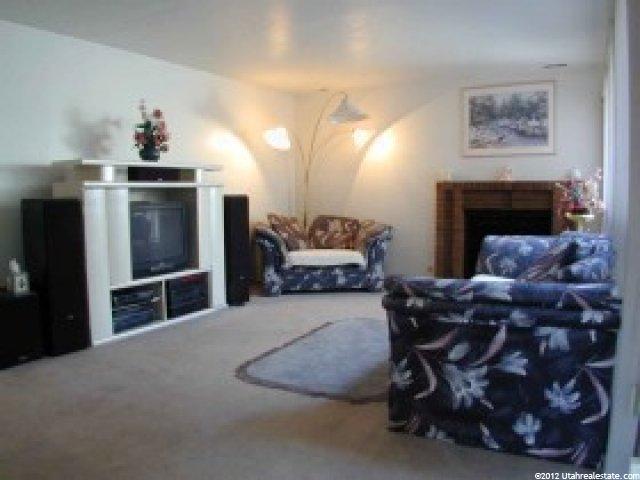 7901 Harvel Dr, Sandy, UT 84070 — photo 2