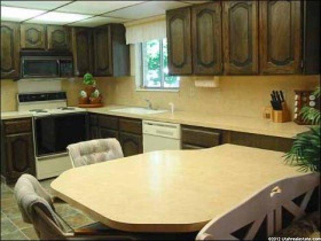 835 Dixie Dr, Ogden, UT 84405 — photo 3