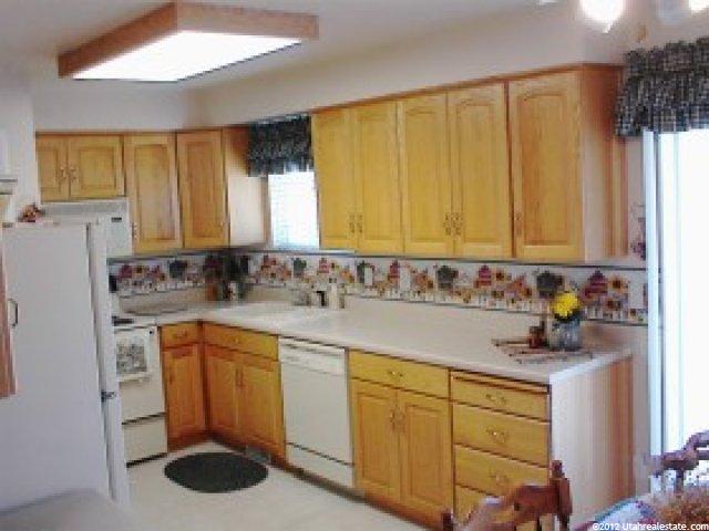 3355 Springbrook Dr, West Jordan, UT 84084 — photo 2