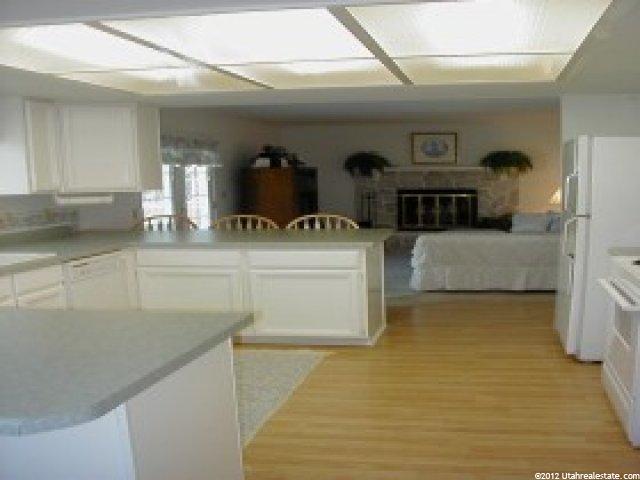 8809 Piper Ln, Sandy, UT 84093 — photo 4
