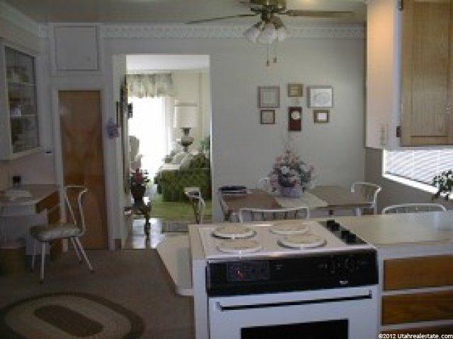 619 E 100 N, Kaysville, UT 84037 — photo 2