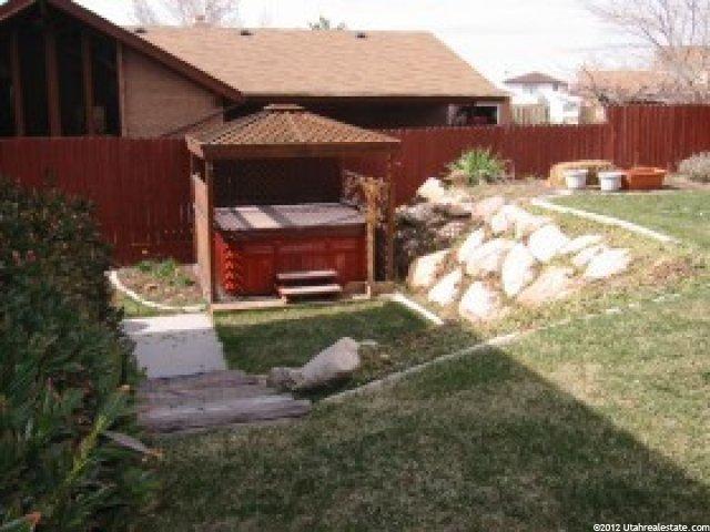 9913 Falconhurst Dr, Sandy, UT 84092 — photo 7