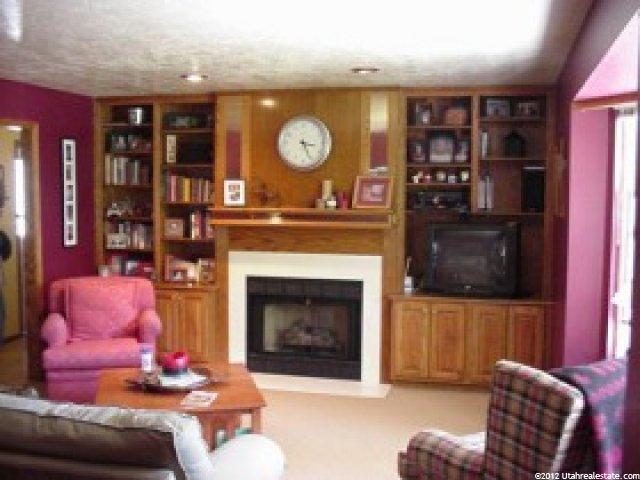 5871 Meadowcrest Dr, Murray, UT 84107 — photo 4