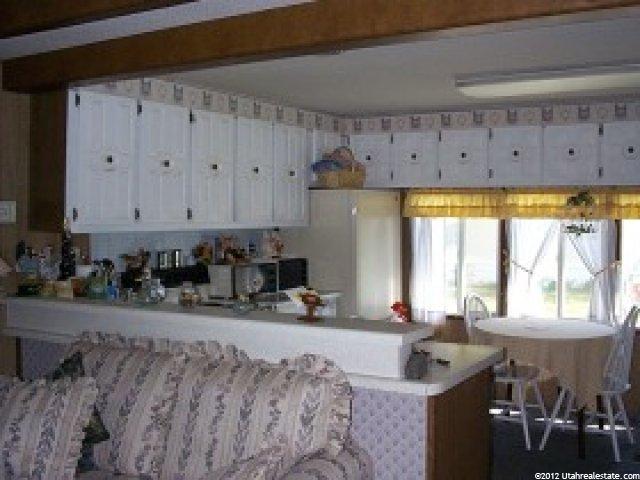 39 Mars Way, Sandy, UT 84070 — photo 2