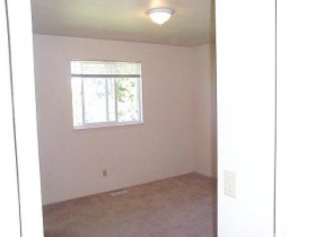 381 E 200 S, Kaysville, UT 84037 — photo 5