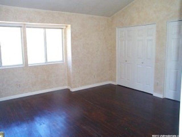 387 W 1375 N, Centerville, UT 84014 — photo 4