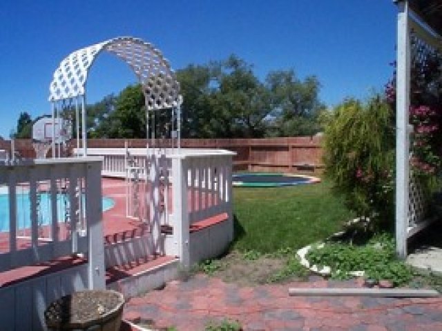 387 W 1375 N, Centerville, UT 84014 — photo 6