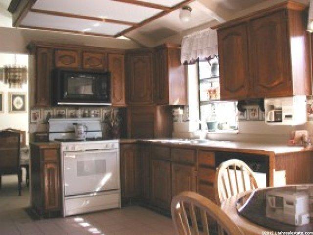 1616 Waters Ln, Sandy, UT 84093 — photo 4