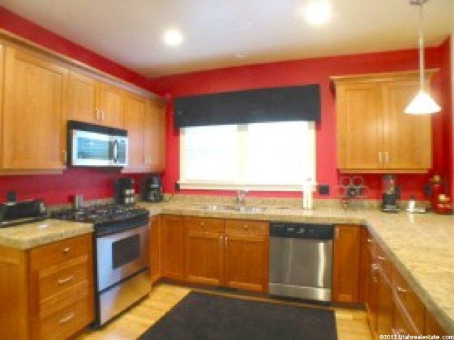 4717 Millrace Ln, Murray, UT 84107 — photo 2