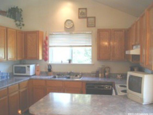 8421 S 150 E, Sandy, UT 84070 — photo 4