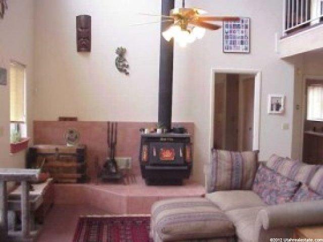 817 E Cottontail Rd, Central, UT 84722 — photo 3