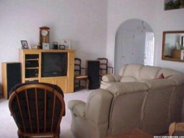 25 S 2300 E, St. George, UT 84790 — photo 4