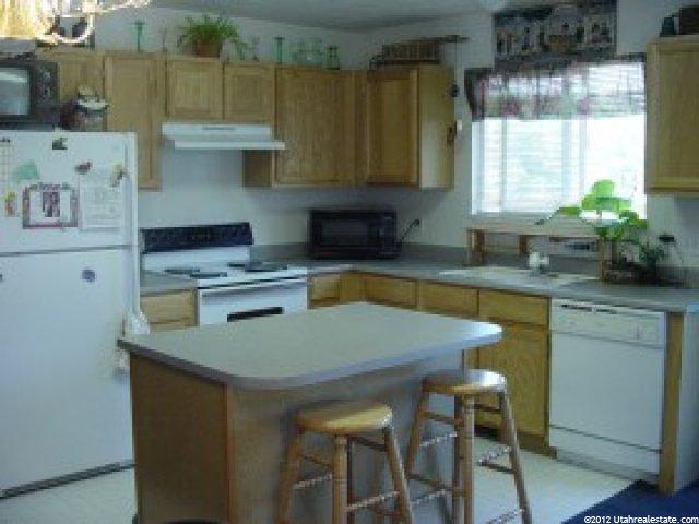 318 Downs Dr, Ogden, UT 84404 — photo 7