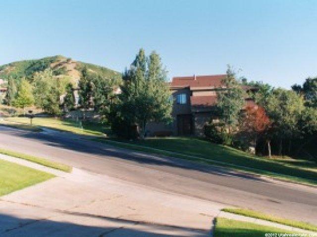 442 Canyon Estates Dr, Bountiful, UT 84010 — photo 2