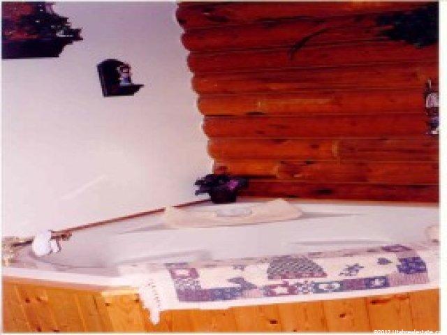 4604 E Cub River Rd, Preston, ID 83263 — photo 7