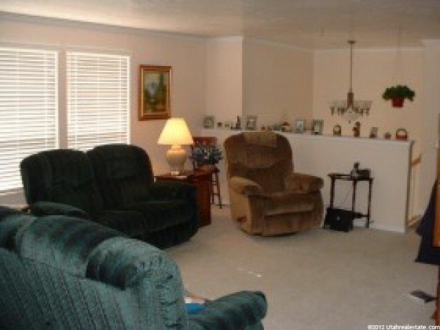 332 N 900 E, Kaysville, UT 84037 — photo 2