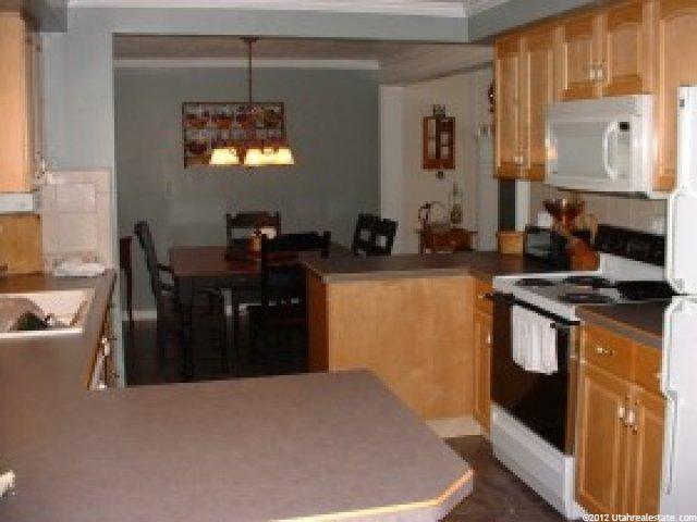 332 N 900 E, Kaysville, UT 84037 — photo 3