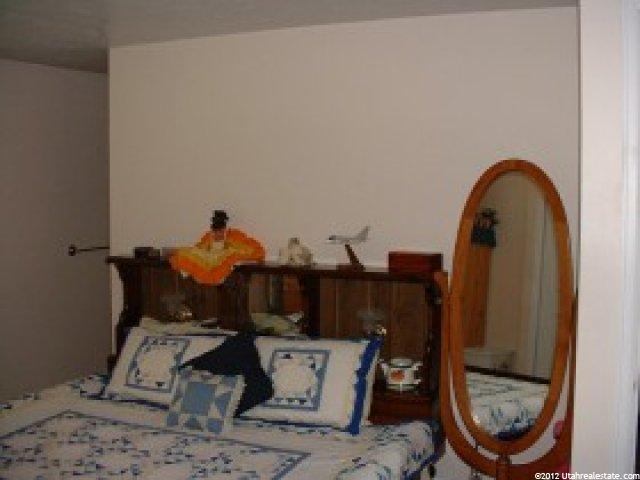 332 N 900 E, Kaysville, UT 84037 — photo 4