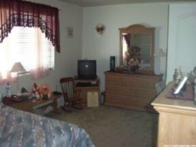 538 Downs Dr, Ogden, UT 84404 — photo 6