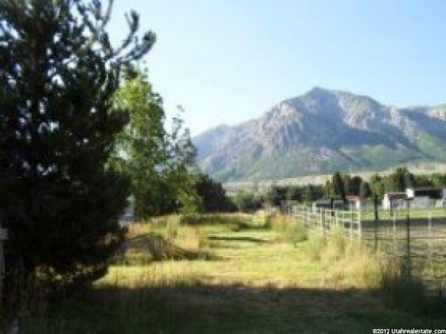 246 E Lomond View Dr, North Ogden, UT 84414 — photo 5