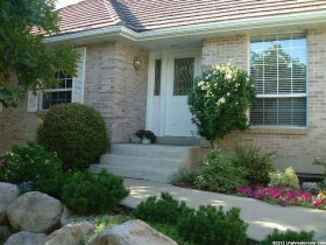 2521 E 50 S, Layton, UT 84040 — photo 2