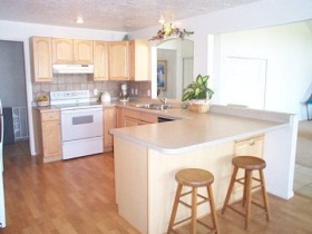 1860 S 200 E, Bountiful, UT 84010 — photo 4