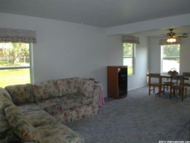 208 E 200 N, Farmington, UT 84025 — photo 3