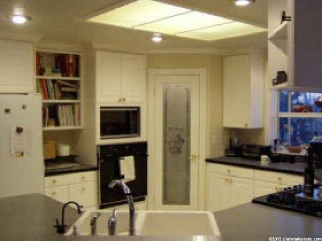 11443 Rockhampton Dr, Sandy, UT 84092 — photo 4