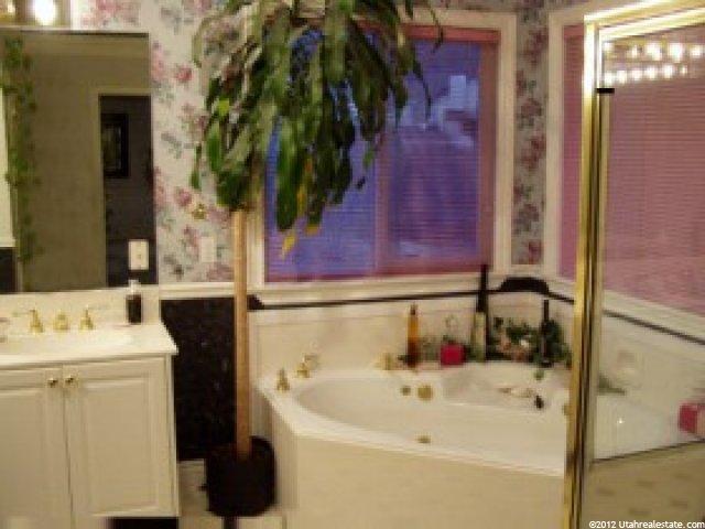 11443 Rockhampton Dr, Sandy, UT 84092 — photo 7