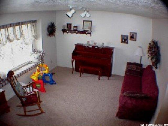 469 E 1700 S, Kaysville, UT 84037 — photo 2