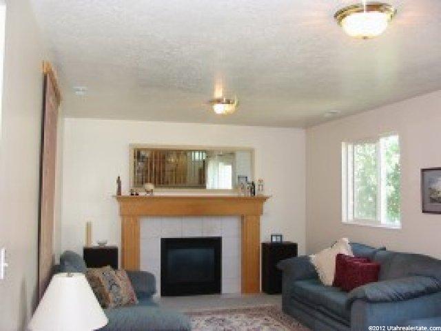 102 W 475 S, Ogden, UT 84404 — photo 2