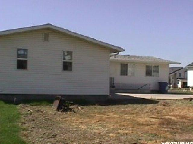 194 W 1350 N, Layton, UT 84041 — photo 3