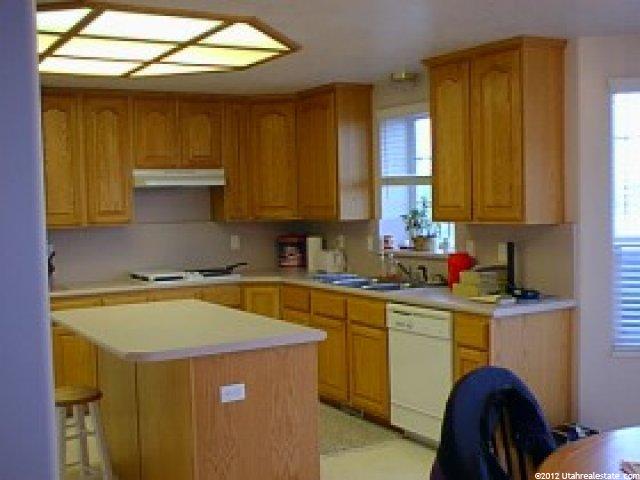 14829 Vera Ln, Bluffdale, UT 84065 — photo 2