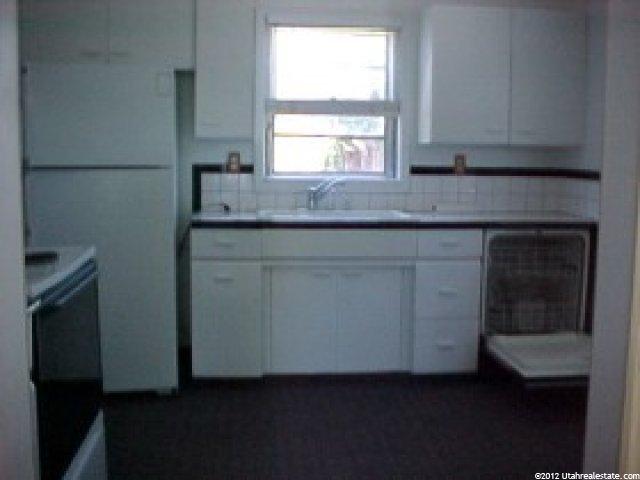 951 Egan St, Layton, UT 84041 — photo 3
