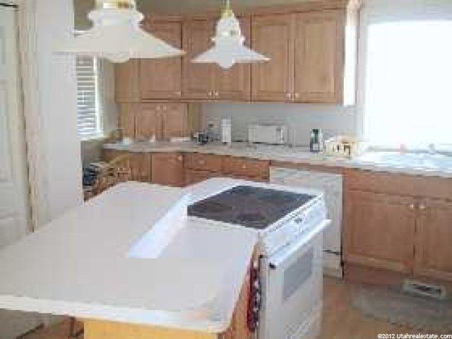 5884 S 1325 E, South Ogden, UT 84405 — photo 2