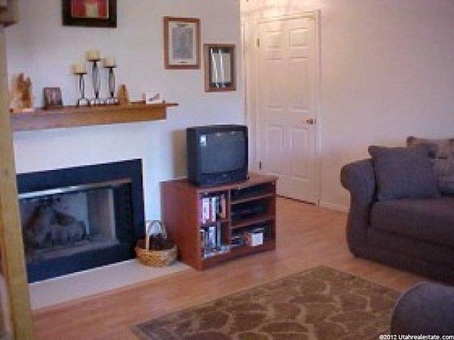 656 Jefferson Cv, Sandy, UT 84070 — photo 3